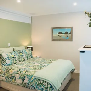 **** Bed & Breakfast Style In Ngaio New Zealand